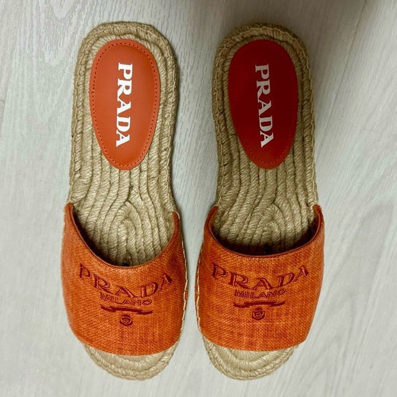 Prada Calzature Donna Embroidered Linen Espadrilles - Picture 3 of 7